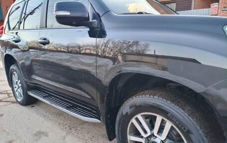 Toyota Land Cruiser Prado 150 рестайлинг 2, 2011 год, 2 350 000 рублей, 13 фотография