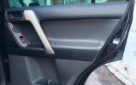 Toyota Land Cruiser Prado 150 рестайлинг 2, 2011 год, 2 350 000 рублей, 23 фотография