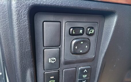 Toyota Land Cruiser Prado 150 рестайлинг 2, 2011 год, 2 350 000 рублей, 34 фотография