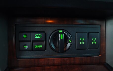 Toyota Land Cruiser Prado 150 рестайлинг 2, 2011 год, 2 350 000 рублей, 32 фотография