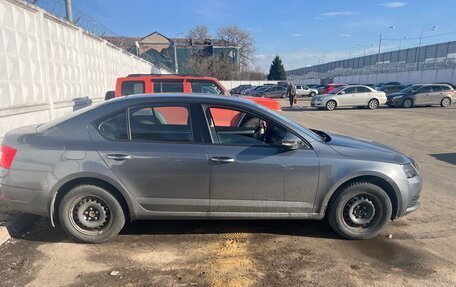 Skoda Octavia, 2017 год, 1 400 000 рублей, 2 фотография