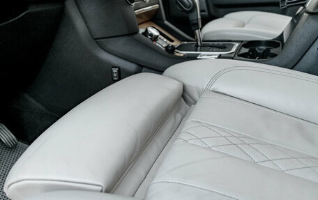 Land Rover Discovery IV, 2012 год, 2 200 000 рублей, 28 фотография