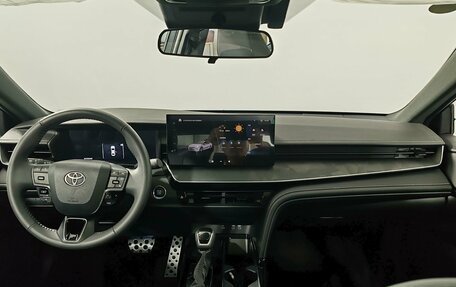 Toyota Camry, 2025 год, 4 790 000 рублей, 14 фотография