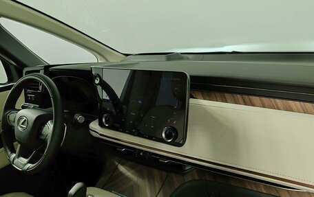 Lexus LM, 2025 год, 18 500 000 рублей, 10 фотография