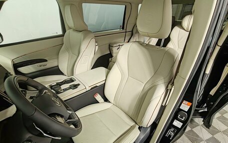 Lexus LM, 2025 год, 18 500 000 рублей, 20 фотография