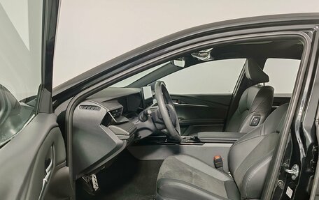 Toyota Camry, 2025 год, 4 790 000 рублей, 16 фотография