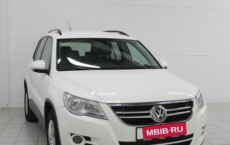 Volkswagen Tiguan I, 2011 год, 940 000 рублей, 3 фотография