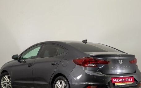 Hyundai Elantra VI рестайлинг, 2020 год, 1 999 000 рублей, 7 фотография