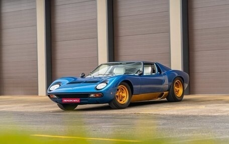 Lamborghini Miura, 1972 год, 357 000 000 рублей, 8 фотография