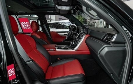 Lexus LX, 2024 год, 21 000 000 рублей, 17 фотография