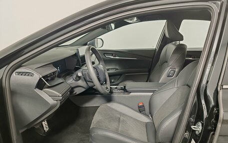 Toyota Camry, 2025 год, 4 790 000 рублей, 16 фотография