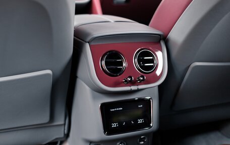 Bentley Bentayga I, 2025 год, 46 500 000 рублей, 21 фотография