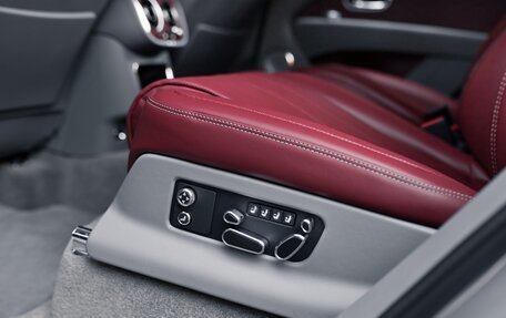 Bentley Bentayga I, 2025 год, 46 500 000 рублей, 20 фотография