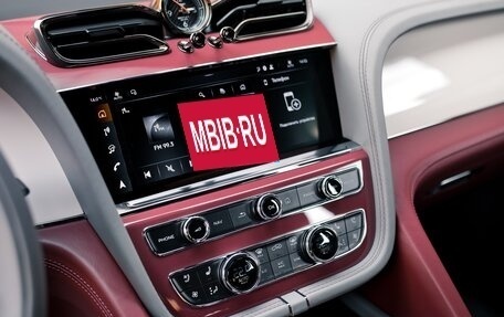 Bentley Bentayga I, 2025 год, 46 500 000 рублей, 16 фотография