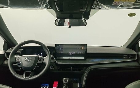 Toyota Camry, 2025 год, 5 350 000 рублей, 14 фотография