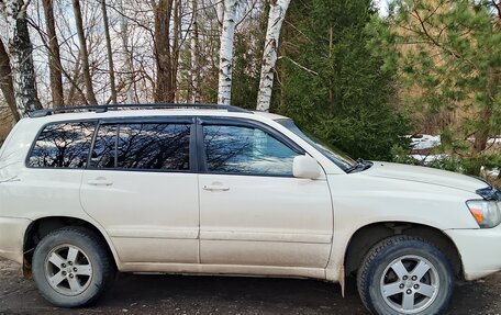 Toyota Highlander III, 2001 год, 770 000 рублей, 3 фотография