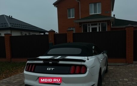 Ford Mustang VI рестайлинг, 2015 год, 2 550 000 рублей, 3 фотография