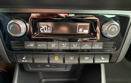 Skoda Rapid II, 2021 год, 1 950 000 рублей, 21 фотография