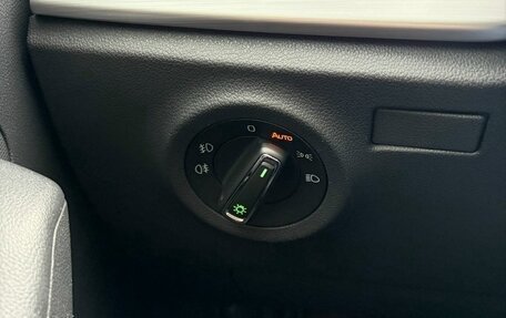 Skoda Rapid II, 2021 год, 1 950 000 рублей, 25 фотография