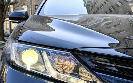 Toyota Camry, 2018 год, 2 690 000 рублей, 5 фотография