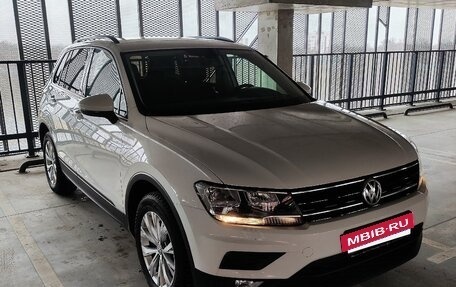 Volkswagen Tiguan II, 2018 год, 2 650 000 рублей, 19 фотография