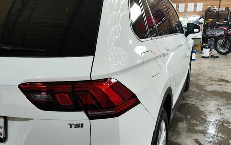 Volkswagen Tiguan II, 2018 год, 2 650 000 рублей, 26 фотография