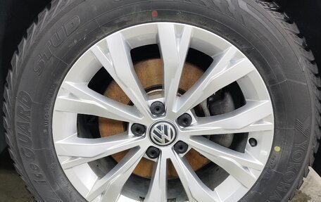 Volkswagen Tiguan II, 2018 год, 2 650 000 рублей, 29 фотография