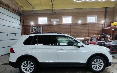 Volkswagen Tiguan II, 2018 год, 2 650 000 рублей, 33 фотография