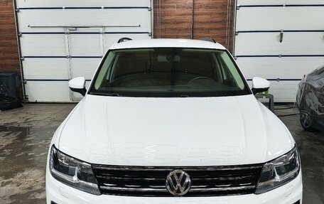 Volkswagen Tiguan II, 2018 год, 2 650 000 рублей, 30 фотография
