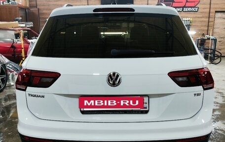 Volkswagen Tiguan II, 2018 год, 2 650 000 рублей, 31 фотография