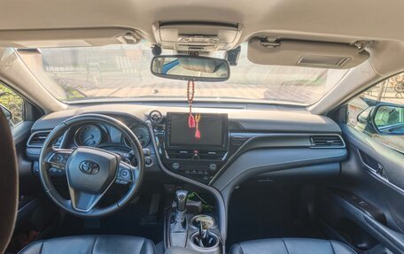 Toyota Camry, 2021 год, 3 150 000 рублей, 7 фотография