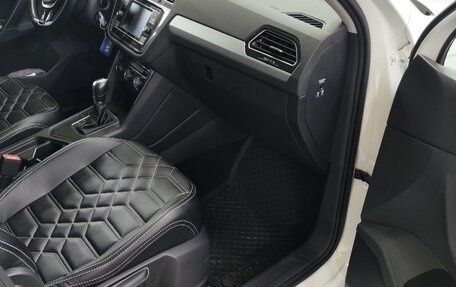 Volkswagen Tiguan II, 2018 год, 2 650 000 рублей, 37 фотография