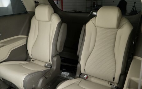 KIA Carnival, 2026 год, 7 698 055 рублей, 12 фотография