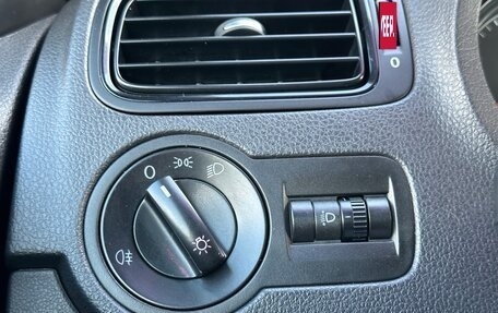 Volkswagen Polo VI (EU Market), 2011 год, 695 000 рублей, 13 фотография