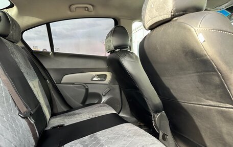 Chevrolet Cruze II, 2009 год, 599 000 рублей, 4 фотография