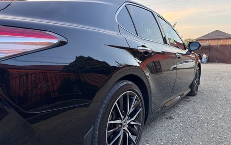 Toyota Camry, 2020 год, 3 340 000 рублей, 3 фотография