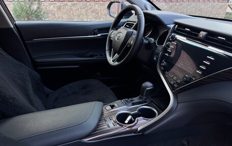 Toyota Camry, 2020 год, 3 340 000 рублей, 8 фотография