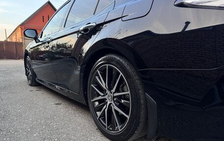 Toyota Camry, 2020 год, 3 340 000 рублей, 4 фотография