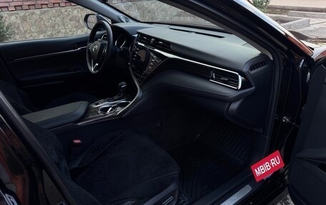 Toyota Camry, 2020 год, 3 340 000 рублей, 7 фотография