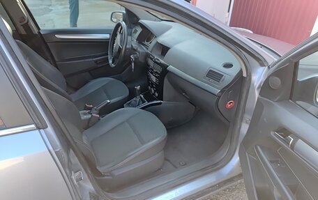 Opel Astra H, 2007 год, 560 000 рублей, 10 фотография