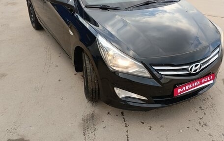 Hyundai Solaris II рестайлинг, 2016 год, 730 000 рублей, 2 фотография