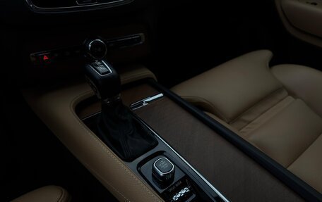 Volvo XC90 II рестайлинг, 2017 год, 3 700 000 рублей, 12 фотография