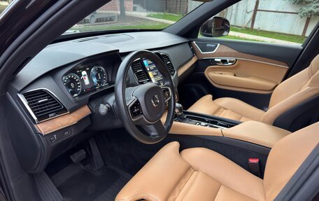 Volvo XC90 II рестайлинг, 2017 год, 3 700 000 рублей, 15 фотография