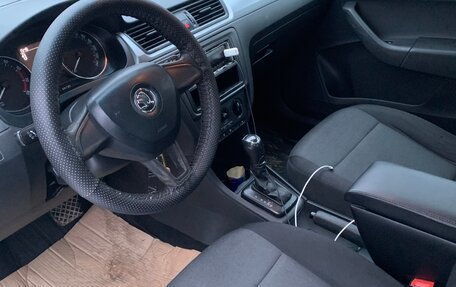 Skoda Rapid I, 2015 год, 590 000 рублей, 18 фотография