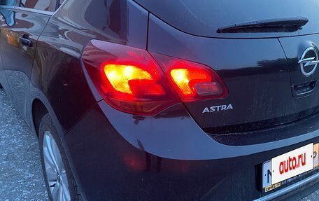 Opel Astra J, 2014 год, 830 000 рублей, 18 фотография