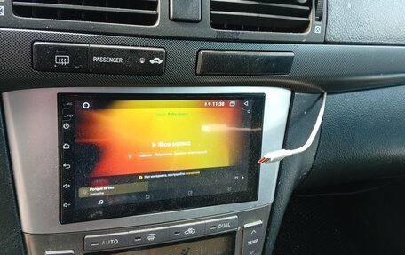 Toyota Avensis III рестайлинг, 2005 год, 600 000 рублей, 18 фотография