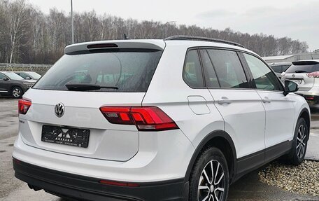 Volkswagen Tiguan II, 2019 год, 2 099 000 рублей, 5 фотография