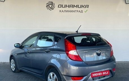 Hyundai Solaris II рестайлинг, 2011 год, 780 000 рублей, 3 фотография