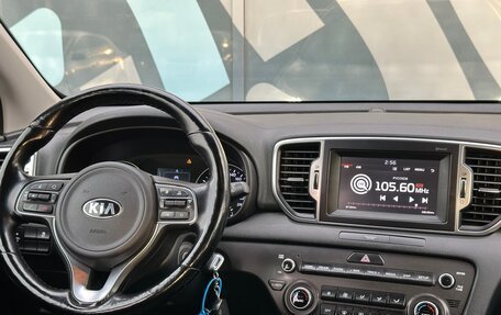 KIA Sportage IV рестайлинг, 2018 год, 2 155 000 рублей, 12 фотография