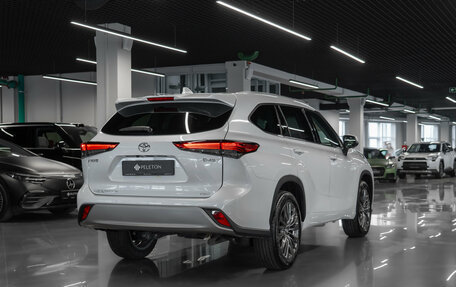Toyota Highlander, 2025 год, 5 600 000 рублей, 5 фотография